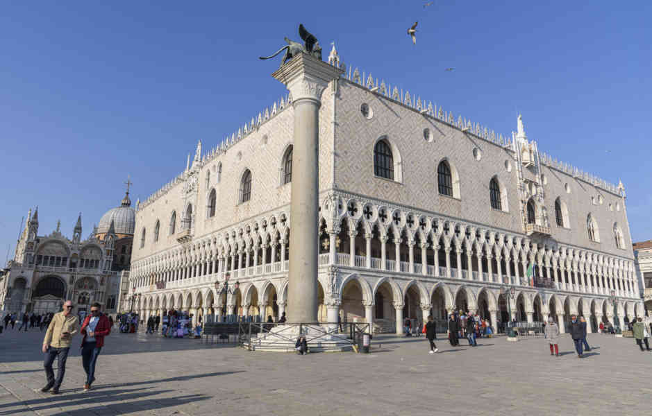 Italia - Venecia 041 - palacio Ducal.jpg